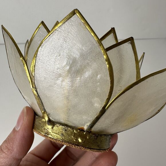 Capiz Shell Lotus Tealight Candle Holder Cork Bottom Brass Trim Delicate - Picture 5 of 14